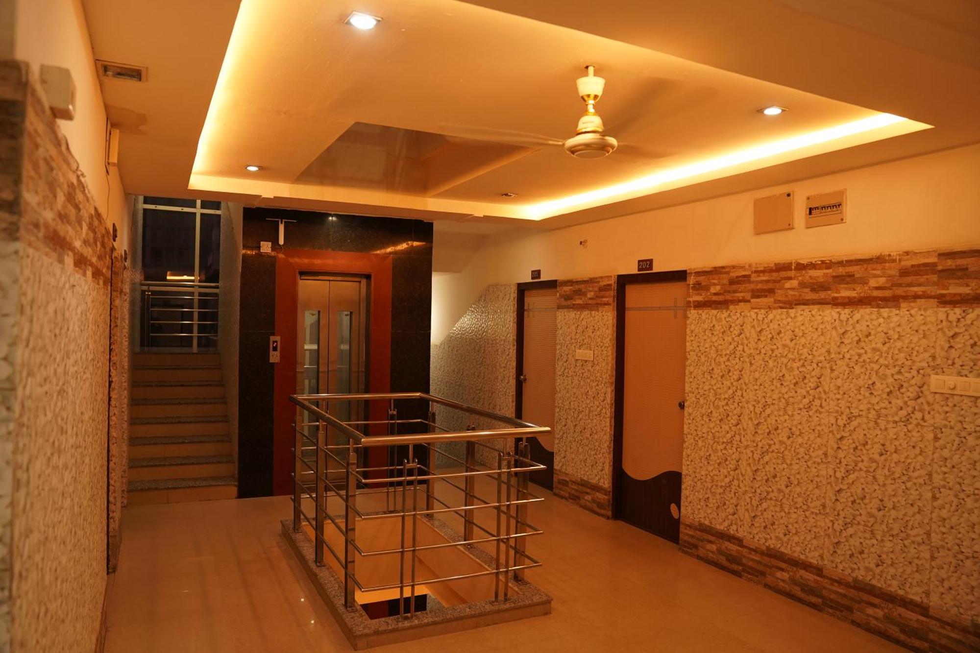 Hotel Omni Plaza Jodhpur  Exterior photo